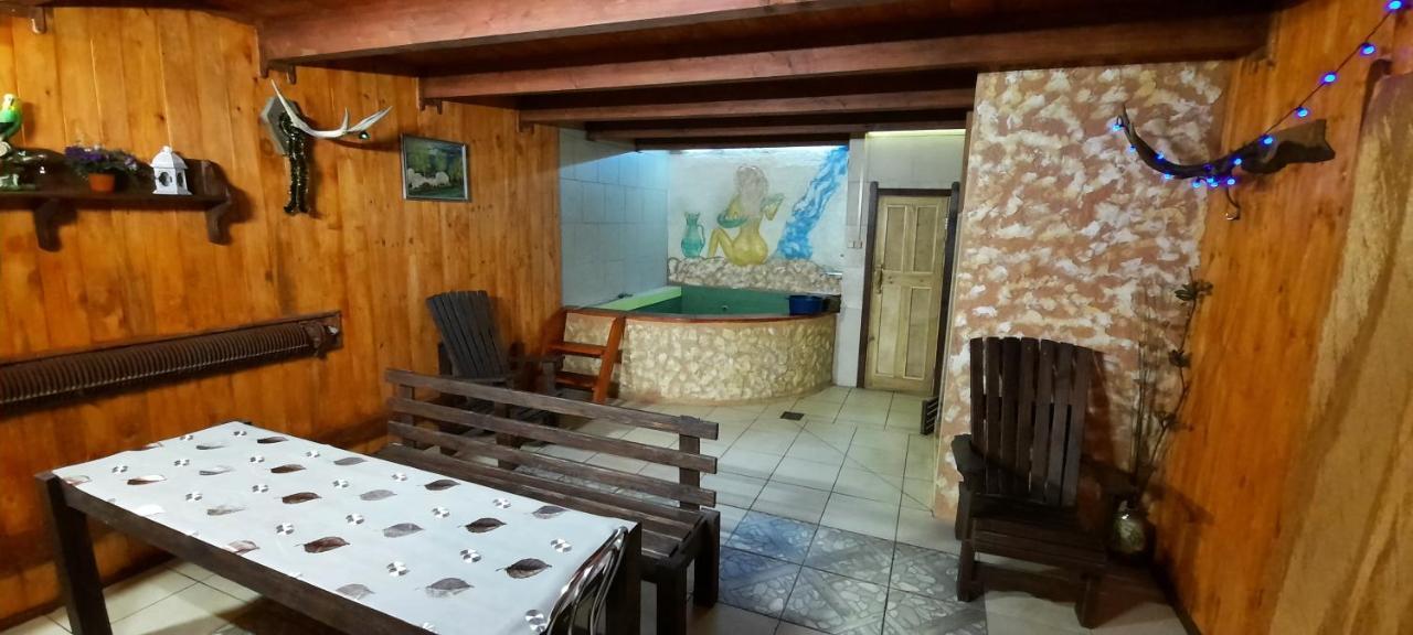 U Listochka Hotel Bereza Exterior foto